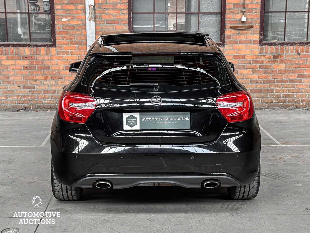 Mercedes-Benz A250 Ambition 211pk 2013 A-klasse, JT-846-T