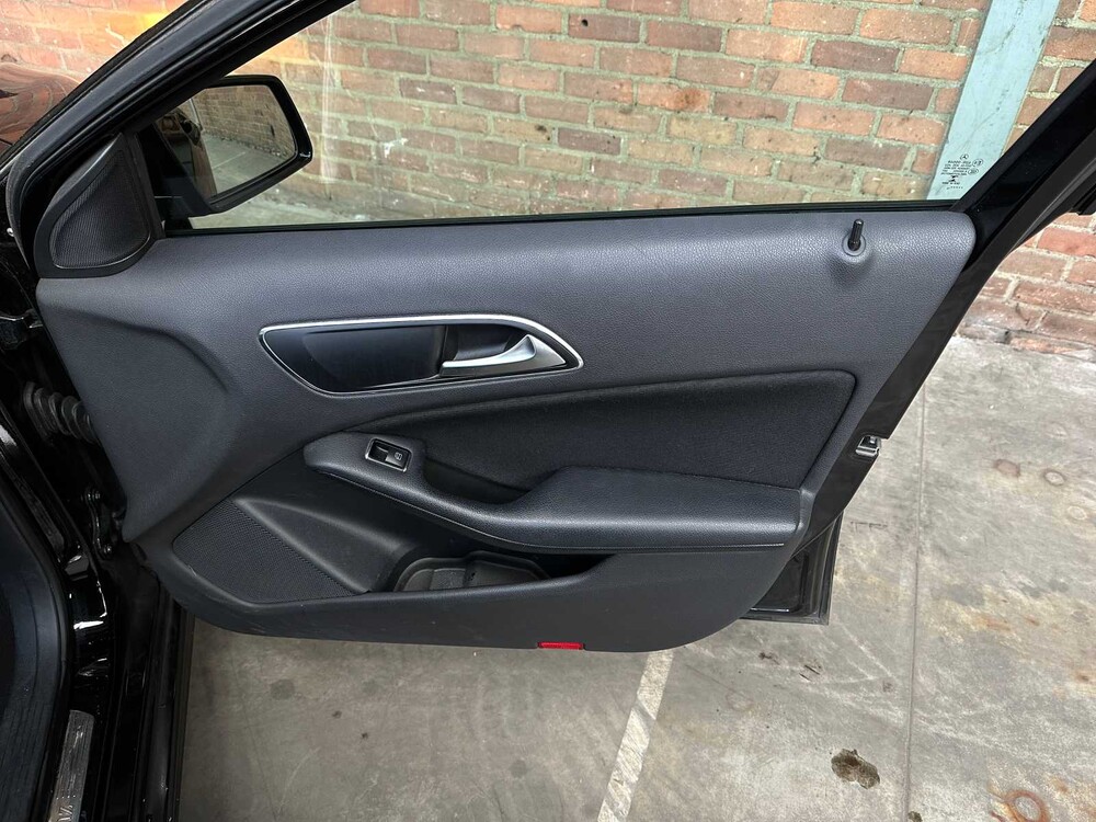 Mercedes-Benz A250 Ambition 211pk 2013 A-klasse, JT-846-T