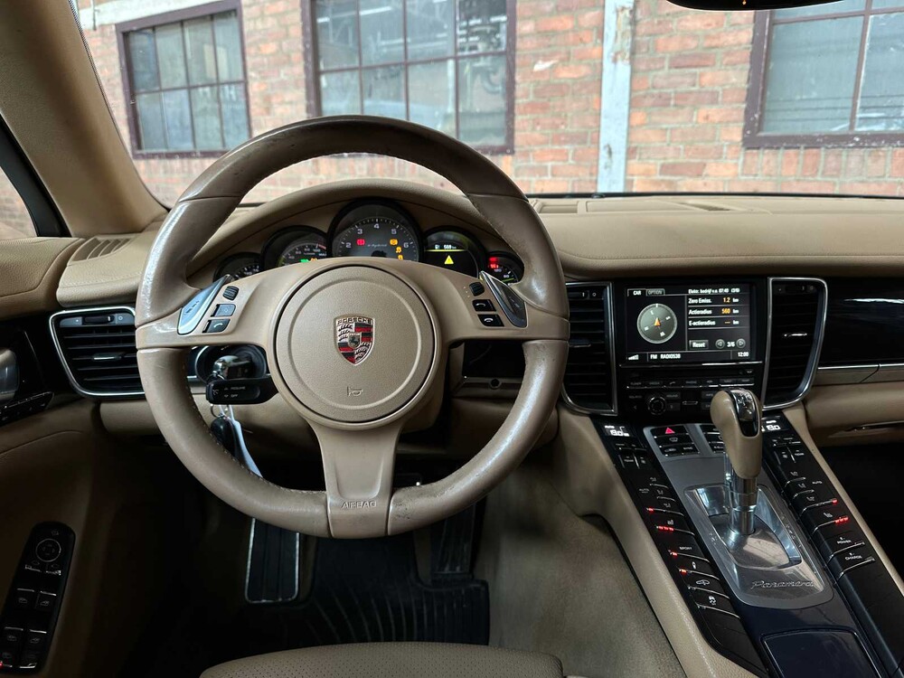 Porsche Panamera S E-Hybrid 3.0 V6 416pk 2014 (Origineel-NL) Plug-In, 4-TGP-13