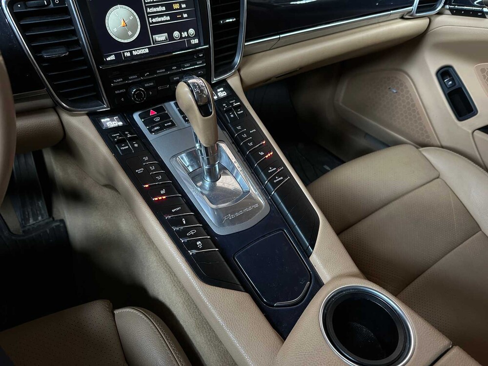 Porsche Panamera S E-Hybrid 3.0 V6 416pk 2014 (Origineel-NL) Plug-In, 4-TGP-13