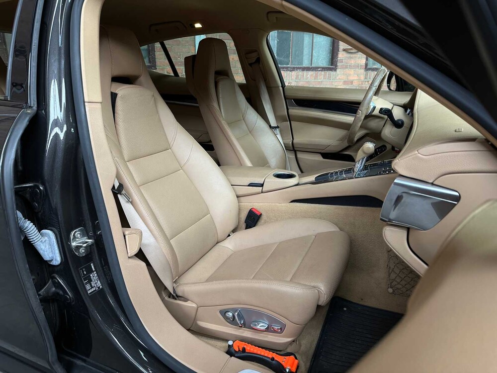 Porsche Panamera S E-Hybrid 3.0 V6 416pk 2014 (Origineel-NL) Plug-In, 4-TGP-13
