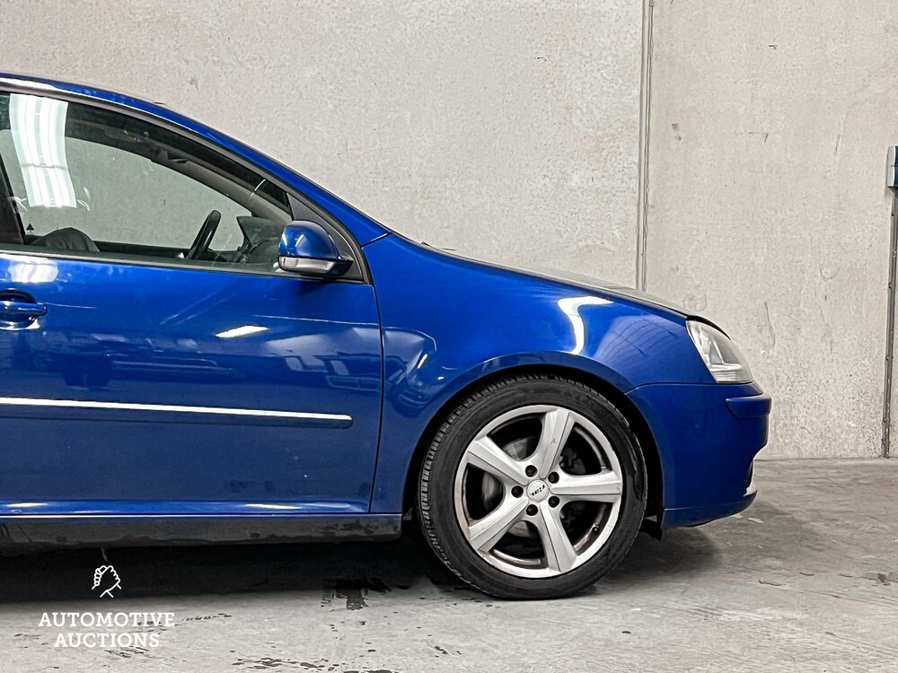 Volkswagen Golf 1.9 TDI 90pk 2005, 24-XD-TL YOUNGTIMER