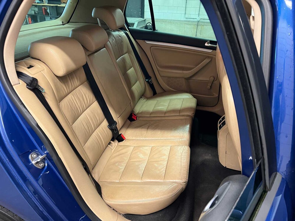 Volkswagen Golf 1.9 TDI 90pk 2005, 24-XD-TL YOUNGTIMER