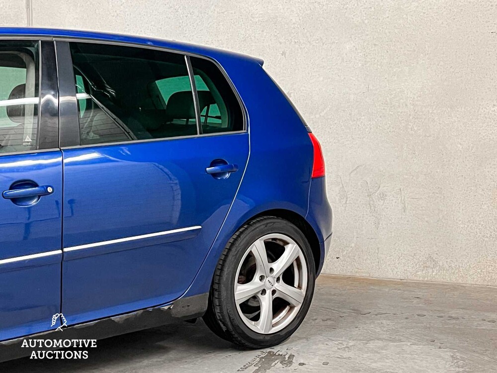 Volkswagen Golf 1.9 TDI 90pk 2005, 24-XD-TL YOUNGTIMER