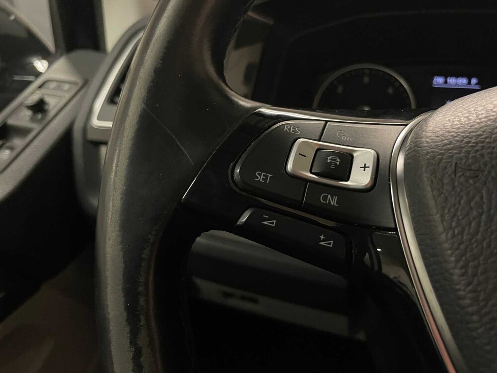 Volkswagen Transporter 2.0 Bi-TDI DSG Highline Dubbele Cabine 204pk 2018 (Origineel-NL), V-717-KN