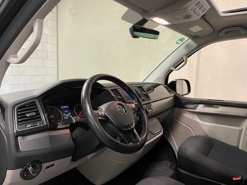 Volkswagen Transporter 2.0 Bi-TDI DSG Highline Dubbele Cabine 204pk 2018 (Origineel-NL), V-717-KN