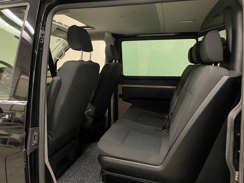 Volkswagen Transporter 2.0 Bi-TDI DSG Highline Dubbele Cabine 204pk 2018 (Origineel-NL), V-717-KN