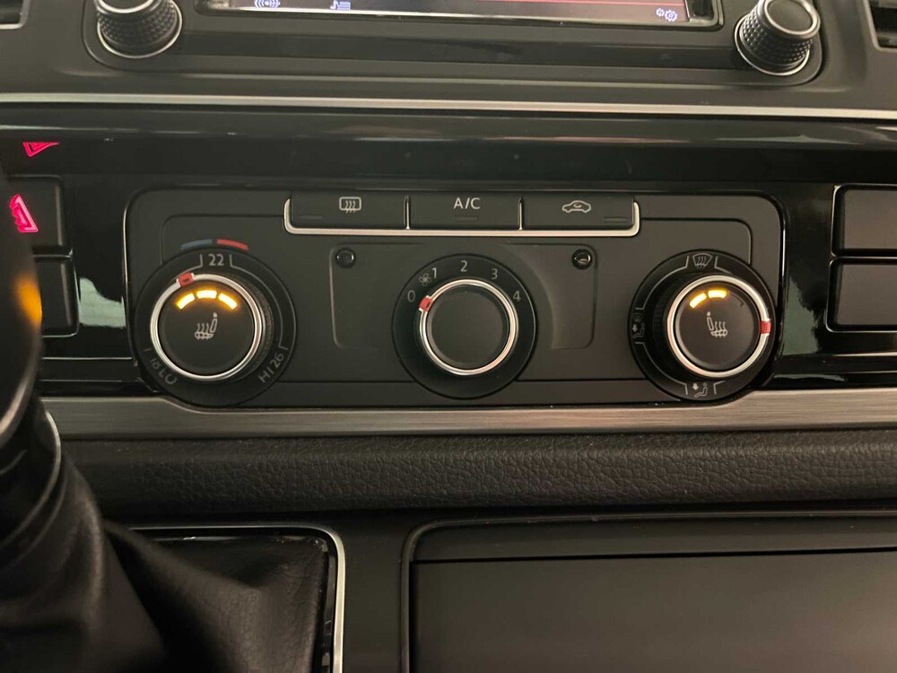 Volkswagen Transporter 2.0 Bi-TDI DSG Highline Dubbele Cabine 204pk 2018 (Origineel-NL), V-717-KN