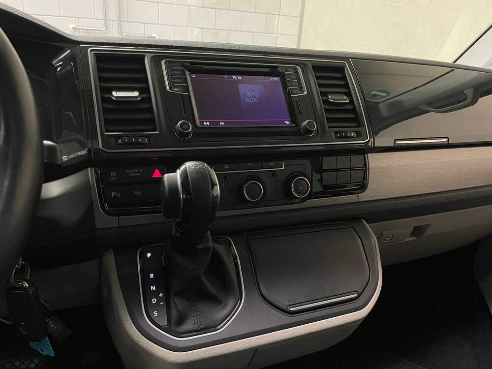 Volkswagen Transporter 2.0 Bi-TDI DSG Highline Dubbele Cabine 204pk 2018 (Origineel-NL), V-717-KN