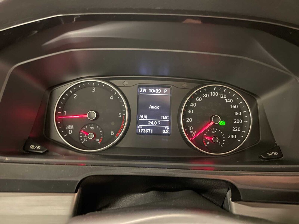 Volkswagen Transporter 2.0 Bi-TDI DSG Highline Dubbele Cabine 204pk 2018 (Origineel-NL), V-717-KN