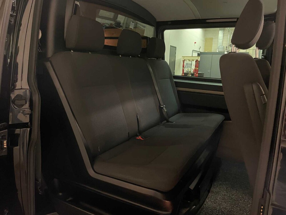 Volkswagen Transporter 2.0 Bi-TDI DSG Highline Dubbele Cabine 204pk 2018 (Origineel-NL), V-717-KN