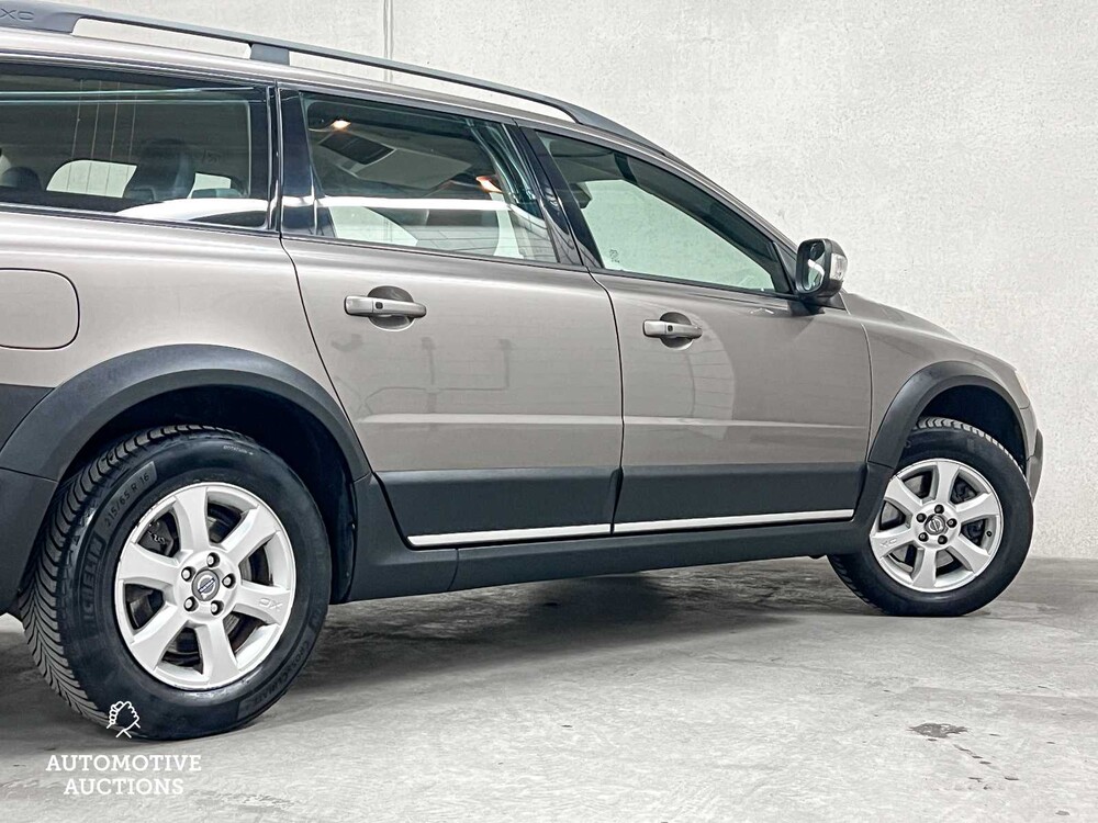 Volvo XC70 2.4 D5 Momentum 185hp 2008 (Original-NL & 2nd owner), 11-ZG-TG YOUNGTIMER