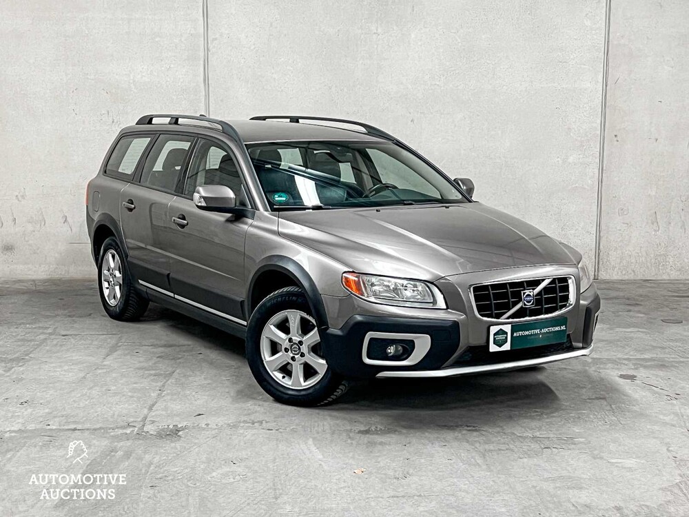 Volvo XC70 2.4 D5 Momentum 185hp 2008 (Original-NL & 2nd owner), 11-ZG-TG YOUNGTIMER