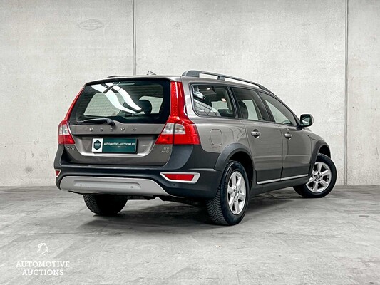 Volvo XC70 2.4 D5 Momentum 185hp 2008 (Original-NL & 2nd owner), 11-ZG-TG YOUNGTIMER