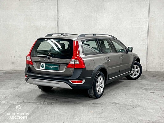 Volvo XC70 2.4 D5 Momentum 185hp 2008 (Original-NL & 2nd owner), 11-ZG-TG YOUNGTIMER