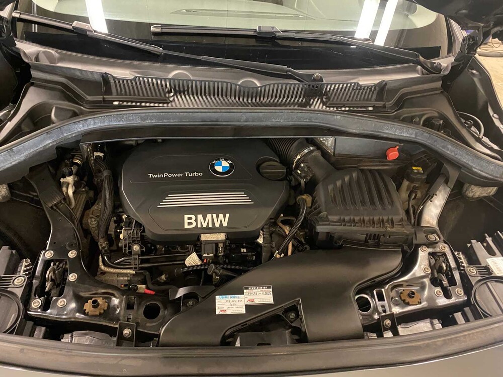 BMW 218d Gran Tourer Centennial Executive Sport Line 7p 2-serie -Automaat- 150pk 2016 (Origineel-NL), JV-404-X