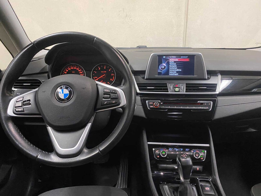 BMW 218d Gran Tourer Centennial Executive Sport Line 7p 2-serie -Automaat- 150pk 2016 (Origineel-NL), JV-404-X