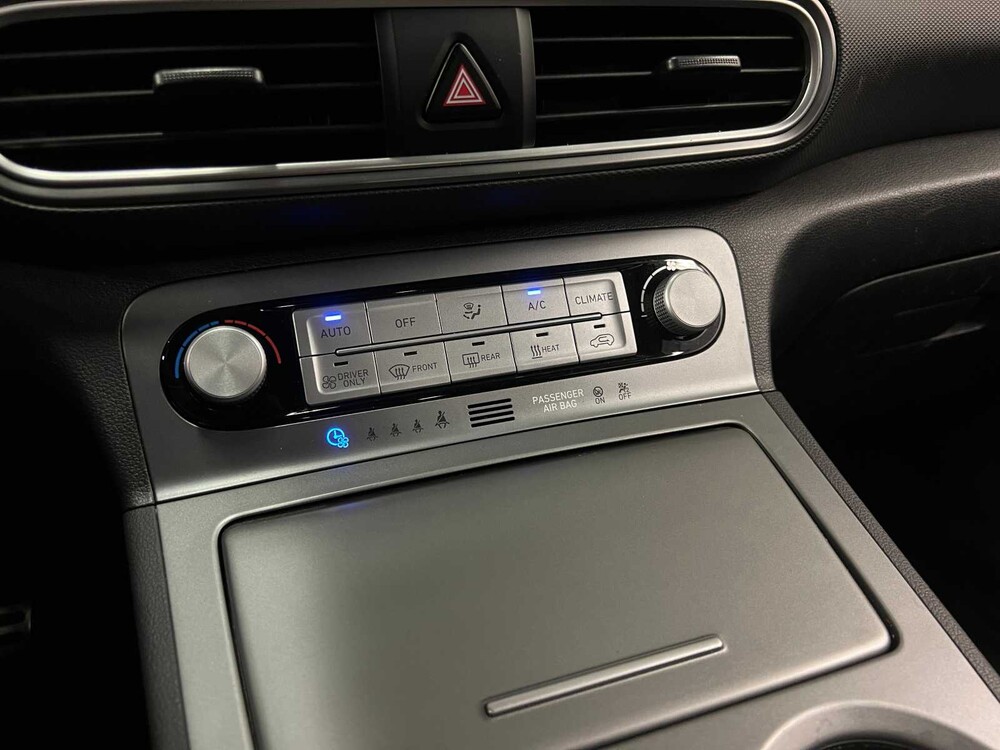 Hyundai Kona EV Comfort 64 kWh 204PS 2020 (Original-NL & 1. Besitzer), J-122-DP