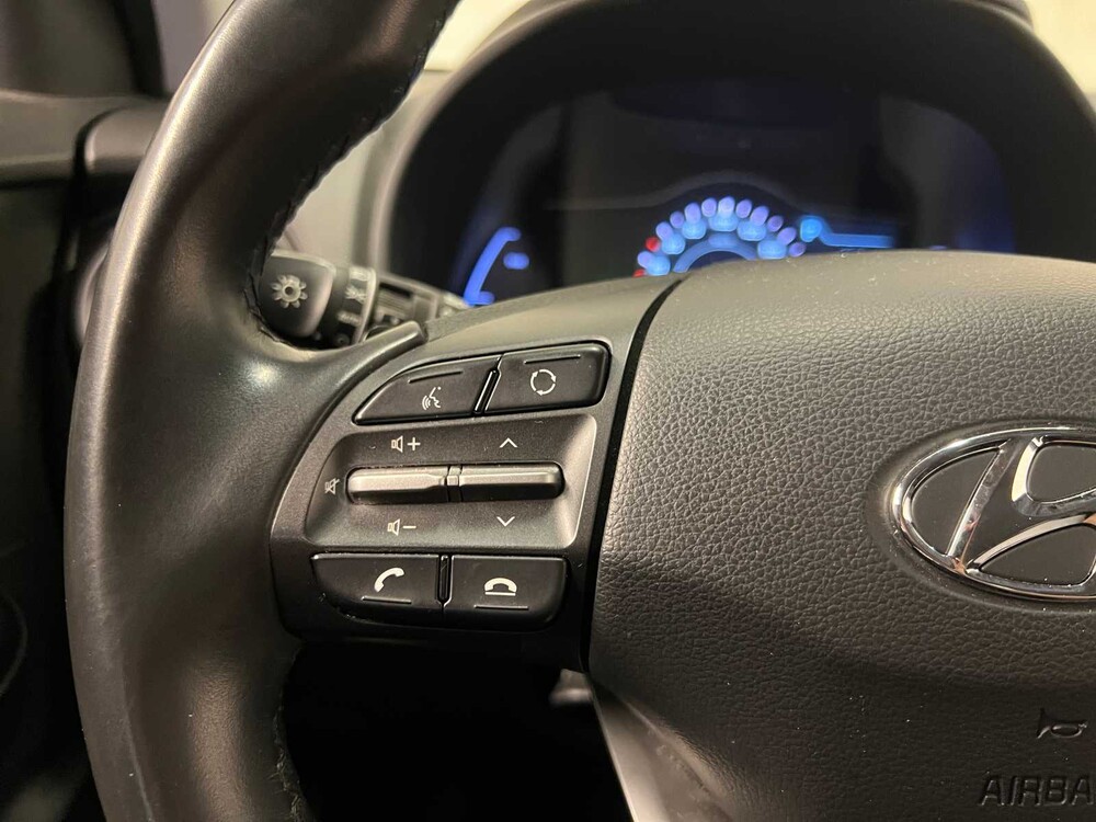 Hyundai Kona EV Comfort 64 kWh 204PS 2020 (Original-NL & 1. Besitzer), J-122-DP