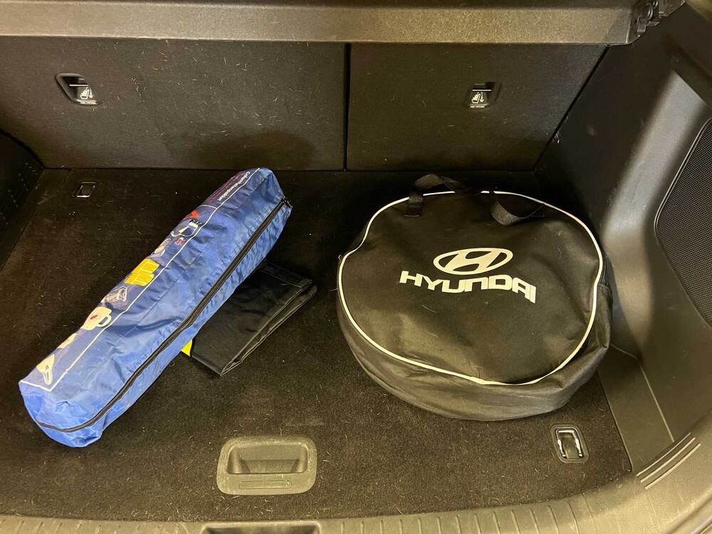 Hyundai Kona EV Comfort 64 kWh 204PS 2020 (Original-NL & 1. Besitzer), J-122-DP