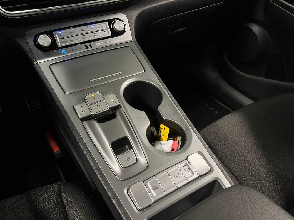 Hyundai Kona EV Comfort 64 kWh 204PS 2020 (Original-NL & 1. Besitzer), J-122-DP