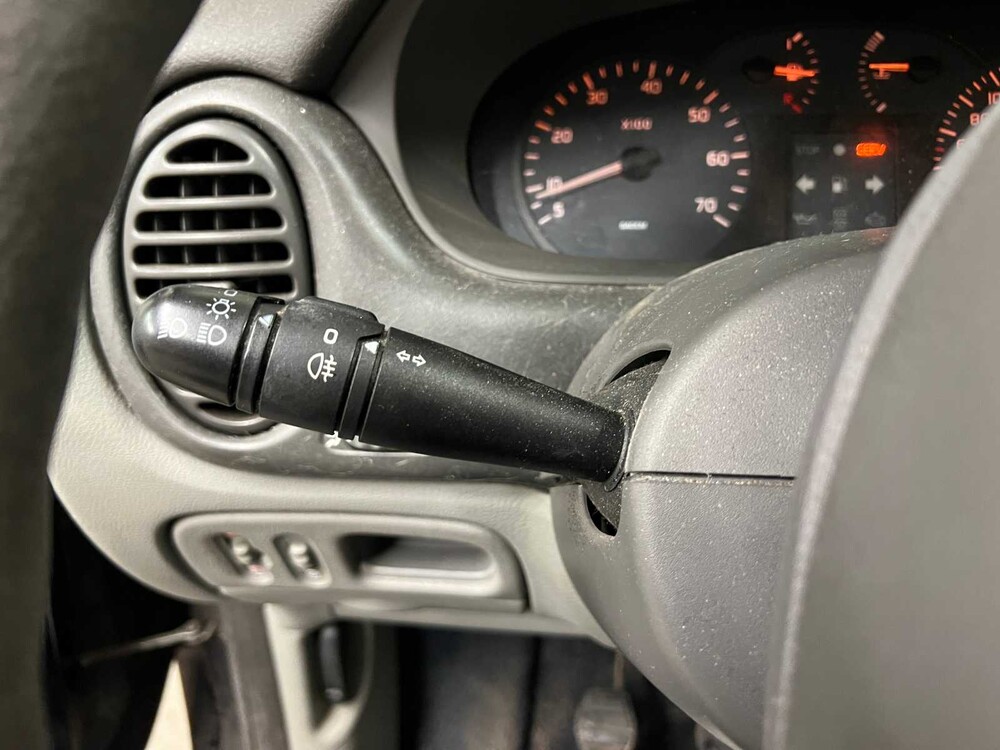 Renault Scénic 1.4-16V Air 95pk 2001 (Origineel-NL), 42-HH-GZ