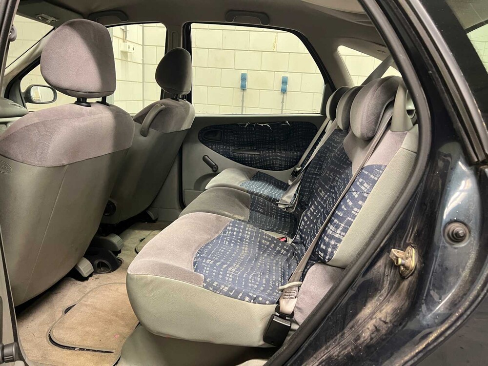 Renault Scénic 1.4-16V Air 95pk 2001 (Origineel-NL), 42-HH-GZ