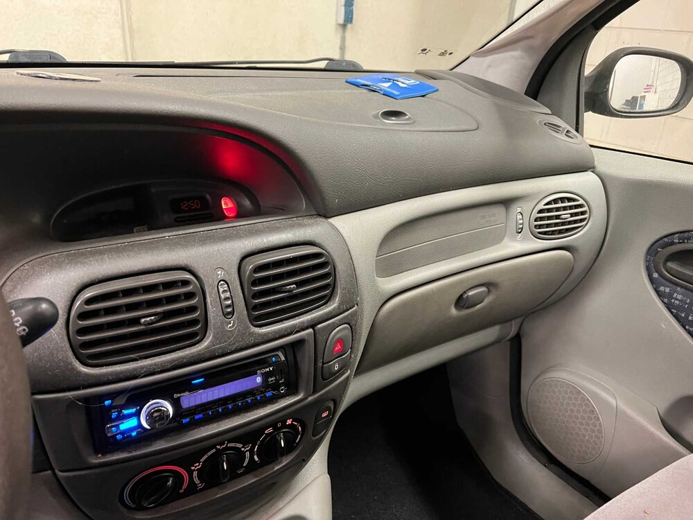 Renault Scénic 1.4-16V Air 95pk 2001 (Origineel-NL), 42-HH-GZ