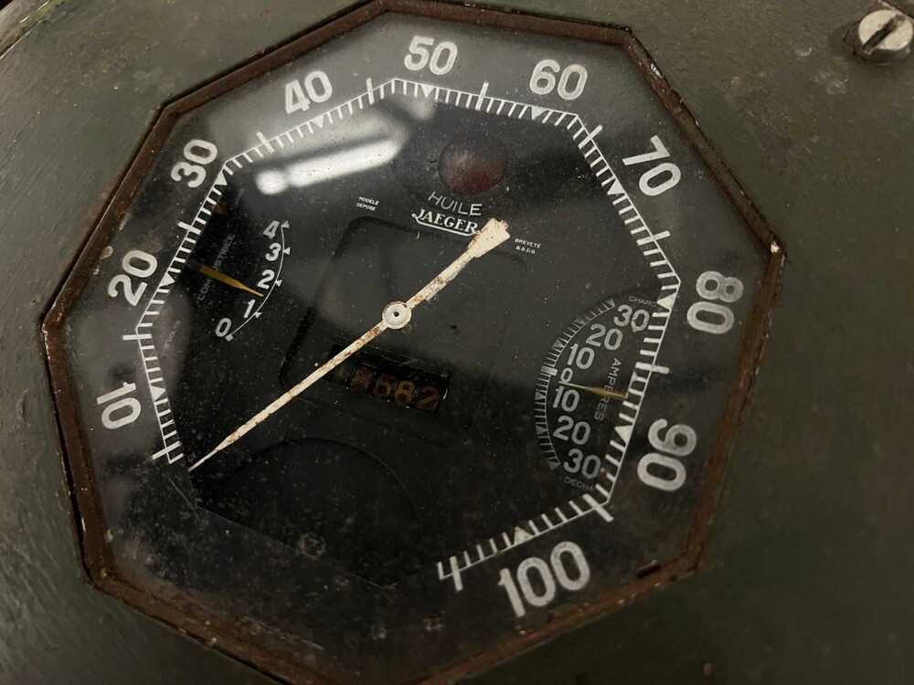 Renault Goélette 1.400kg FOODTRUCK Oldtimer MILITARY MEDIC TRUCK L4-engine 1954