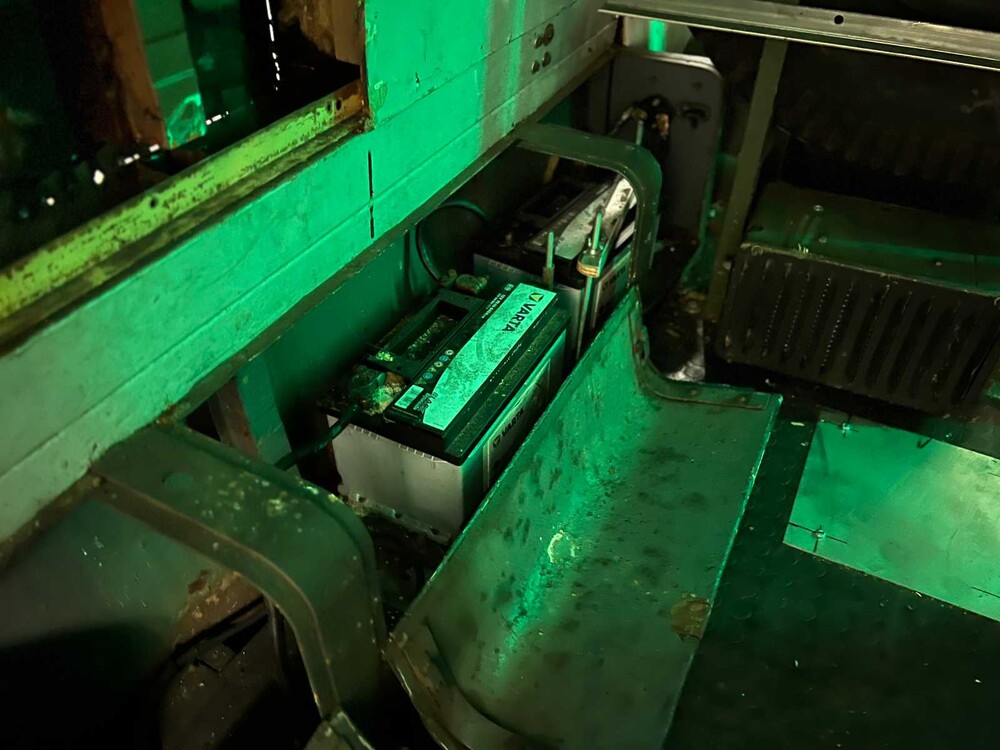 Renault Goélette 1.400kg FOODTRUCK Oldtimer MILITARY MEDIC TRUCK L4-engine 1954