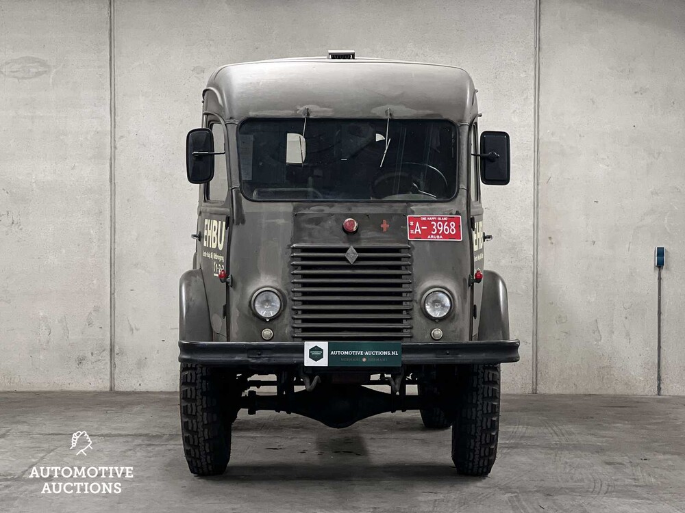 Renault Goélette 1.400kg FOODTRUCK Oldtimer MILITARY MEDIC TRUCK L4-engine 1954
