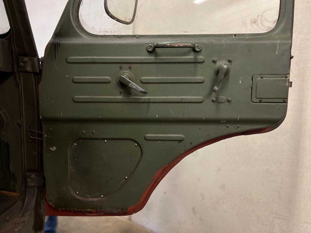 Renault Goélette 1.400kg FOODTRUCK Oldtimer MILITARY MEDIC TRUCK L4-engine 1954