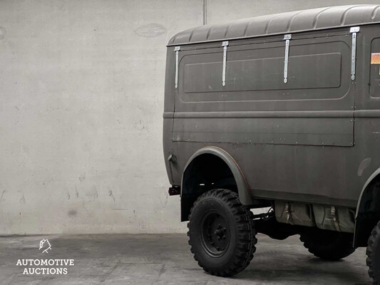 Renault Goélette 1.400kg FOOD TRUCK Oldtimer MILITARY MEDIC TRUCK L4-Motor 1954