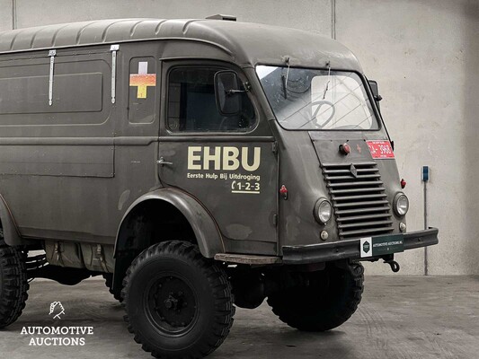 Renault Goélette 1.400kg FOOD TRUCK Oldtimer MILITARY MEDIC TRUCK L4-Motor 1954