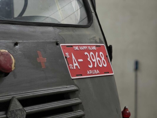 Renault Goélette 1.400kg FOOD TRUCK Oldtimer MILITARY MEDIC TRUCK L4-Motor 1954