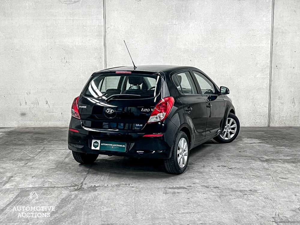 Hyundai i20 1.2i i-Deal 86pk 2014 (Origineel-NL), 6-SBV-67