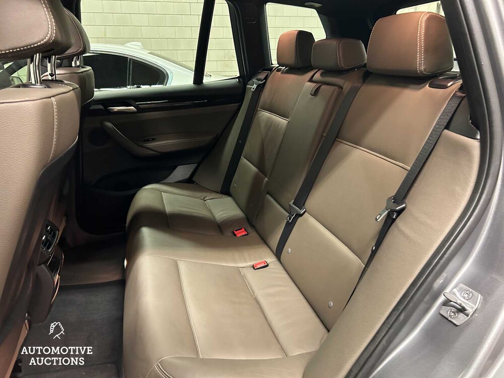 BMW X3 xDrive28i High Executive M-Sport 245pk 2014 (ORIGINEEL-NL), 3-TKL-82