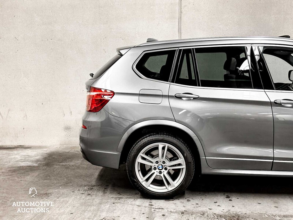 BMW X3 xDrive28i High Executive M-Sport 245pk 2014 (ORIGINEEL-NL), 3-TKL-82