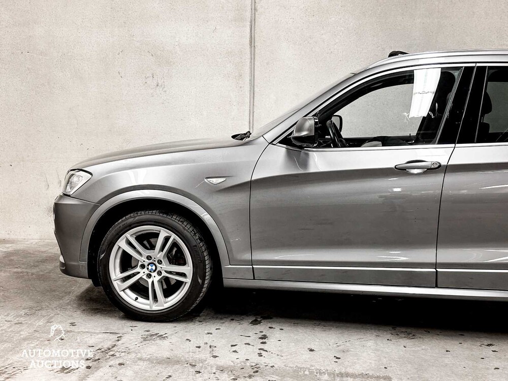 BMW X3 xDrive28i High Executive M-Sport 245pk 2014 (ORIGINEEL-NL), 3-TKL-82