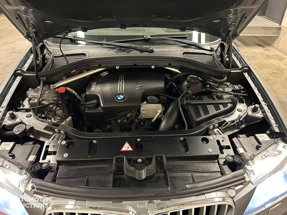 BMW X3 xDrive28i High Executive M-Sport 245pk 2014 (ORIGINEEL-NL), 3-TKL-82