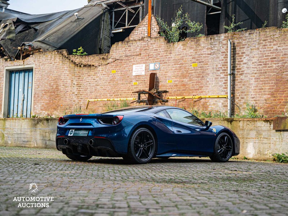 Ferrari 488 3.9 V8 GTB HELE 668PS 2016