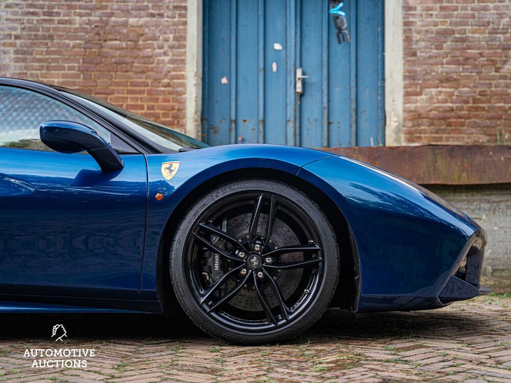 Ferrari 488 3.9 V8 GTB HELE 668PS 2016
