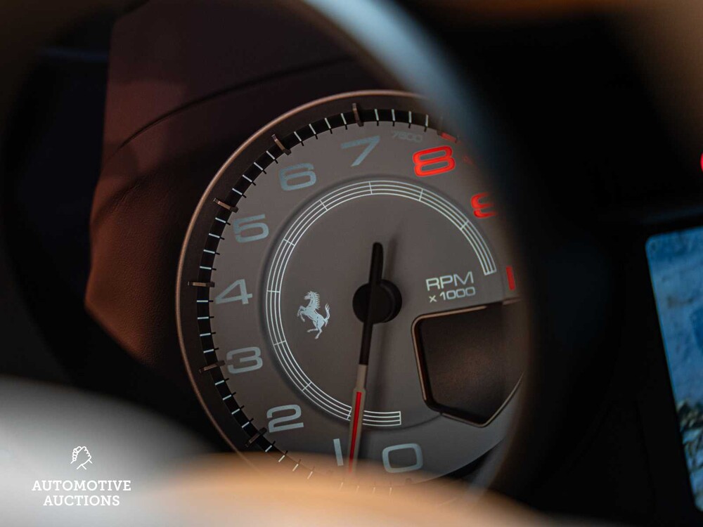 Ferrari 488 3.9 V8 GTB HELE 668PS 2016