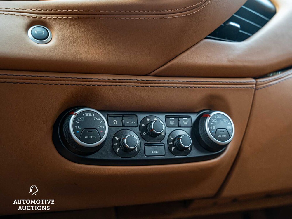 Ferrari 488 3.9 V8 GTB HELE 668PS 2016