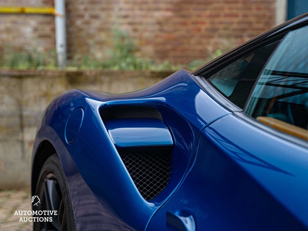 Ferrari 488 3.9 V8 GTB HELE 668PS 2016