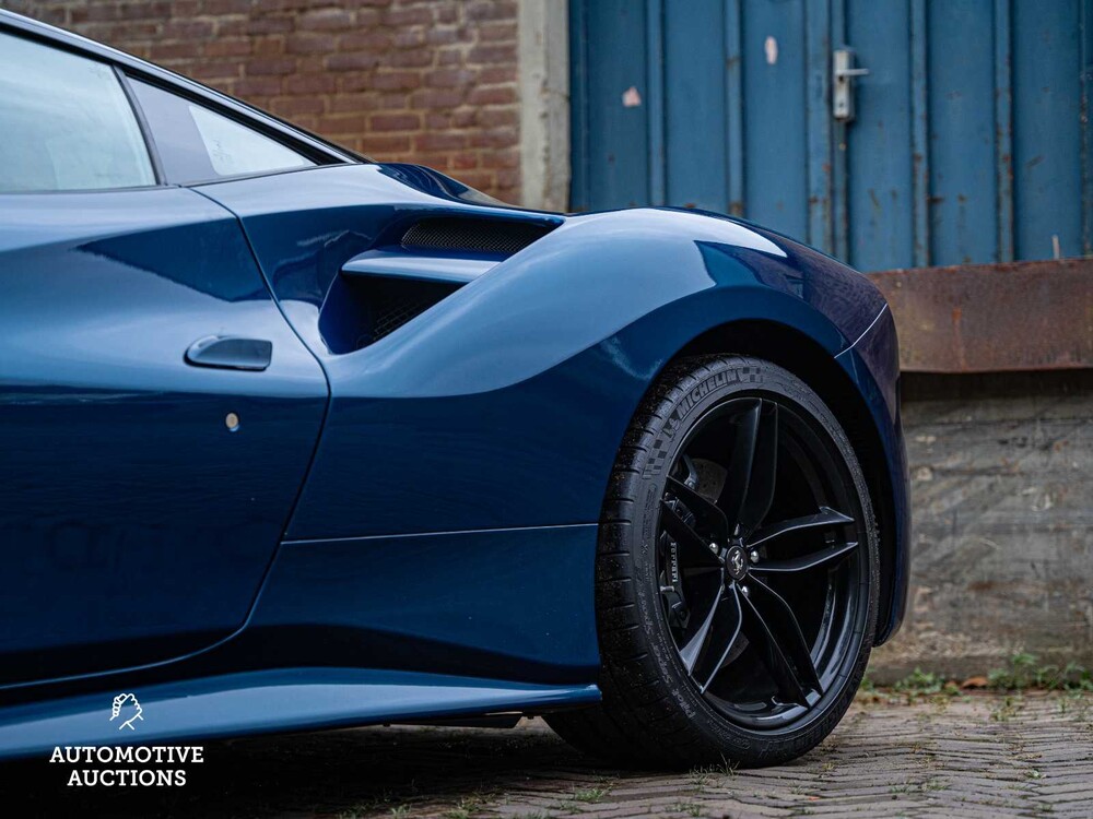 Ferrari 488 3.9 V8 GTB HELE 668PS 2016