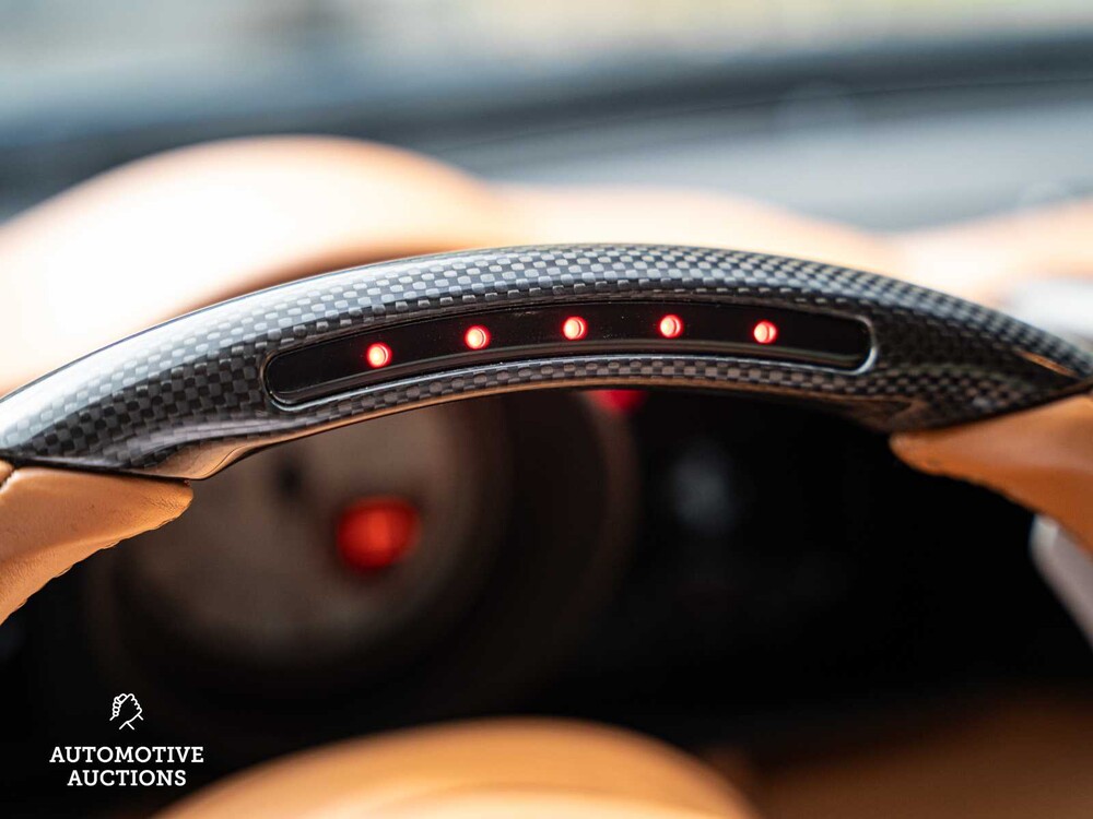 Ferrari 488 3.9 V8 GTB HELE 668PS 2016