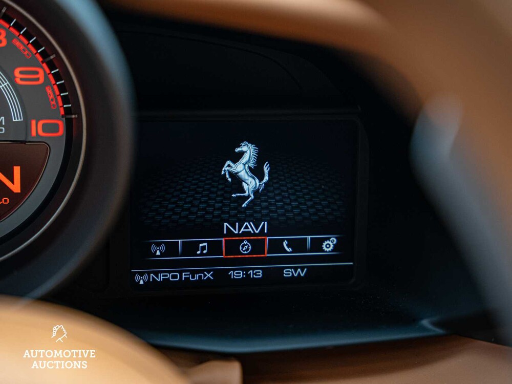 Ferrari 488 3.9 V8 GTB HELE 668PS 2016