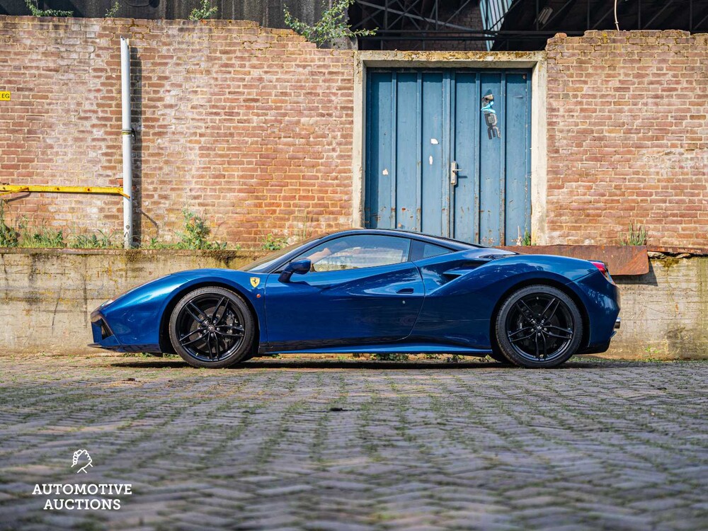 Ferrari 488 3.9 V8 GTB HELE 668PS 2016