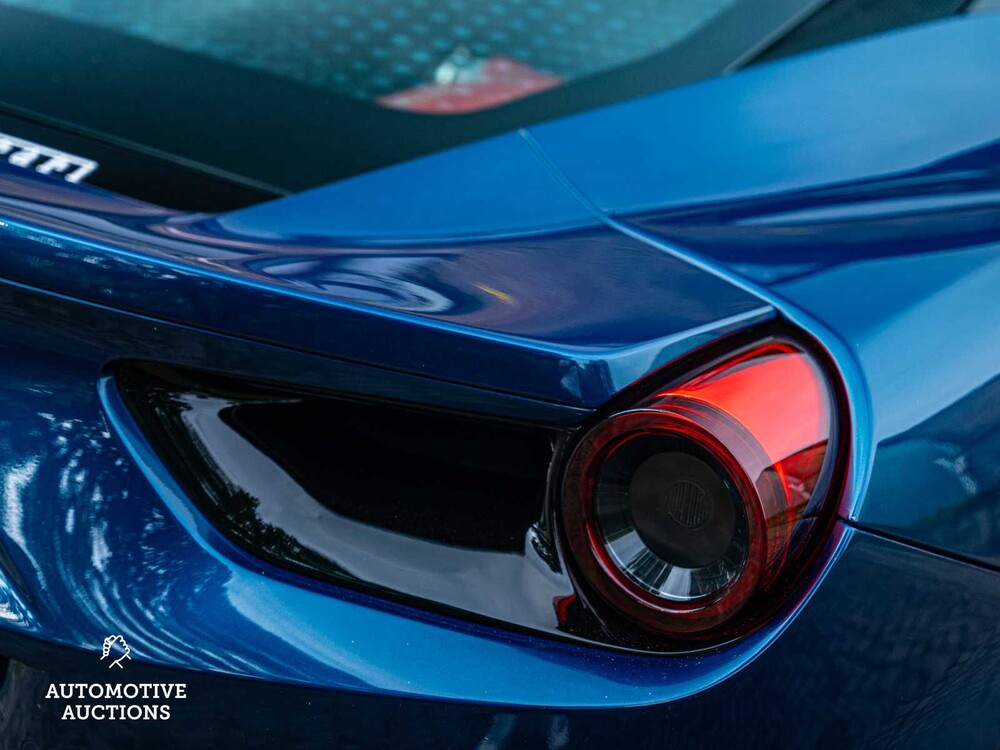 Ferrari 488 3.9 V8 GTB HELE 668PS 2016